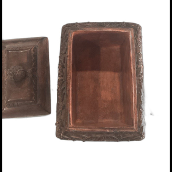 CBK LTD Jewelry Storage Box with Removable Lid Carved Resin Trinket - Picture 5 of 6